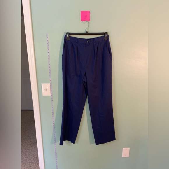 ❄️Saks Fifth Avenue Pleated Women’s Pants❄️ - Picture 13 of 14